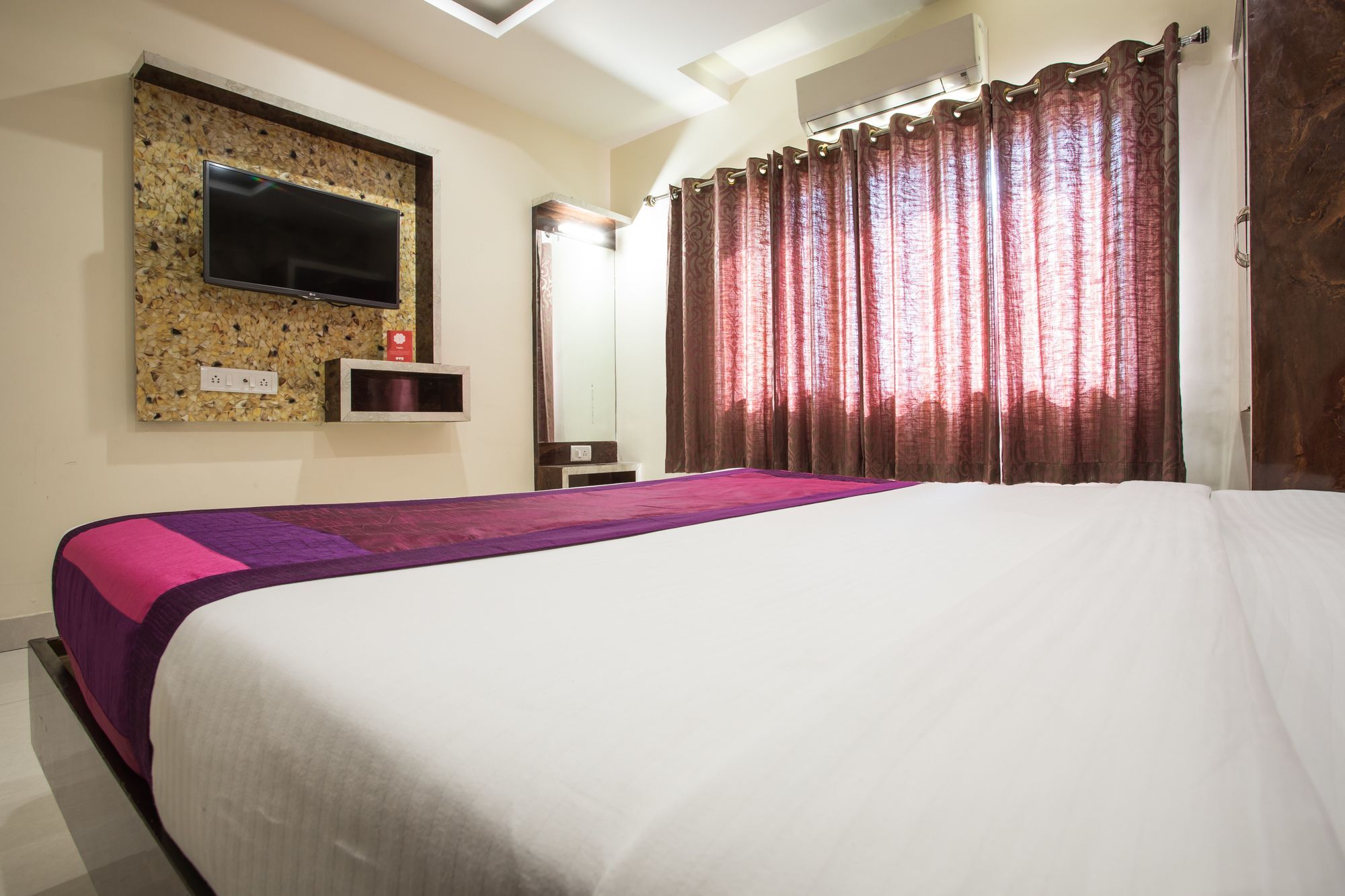 Fabhotel Shivam Palace- Near Mahakal Mandir Уджайн Екстериор снимка