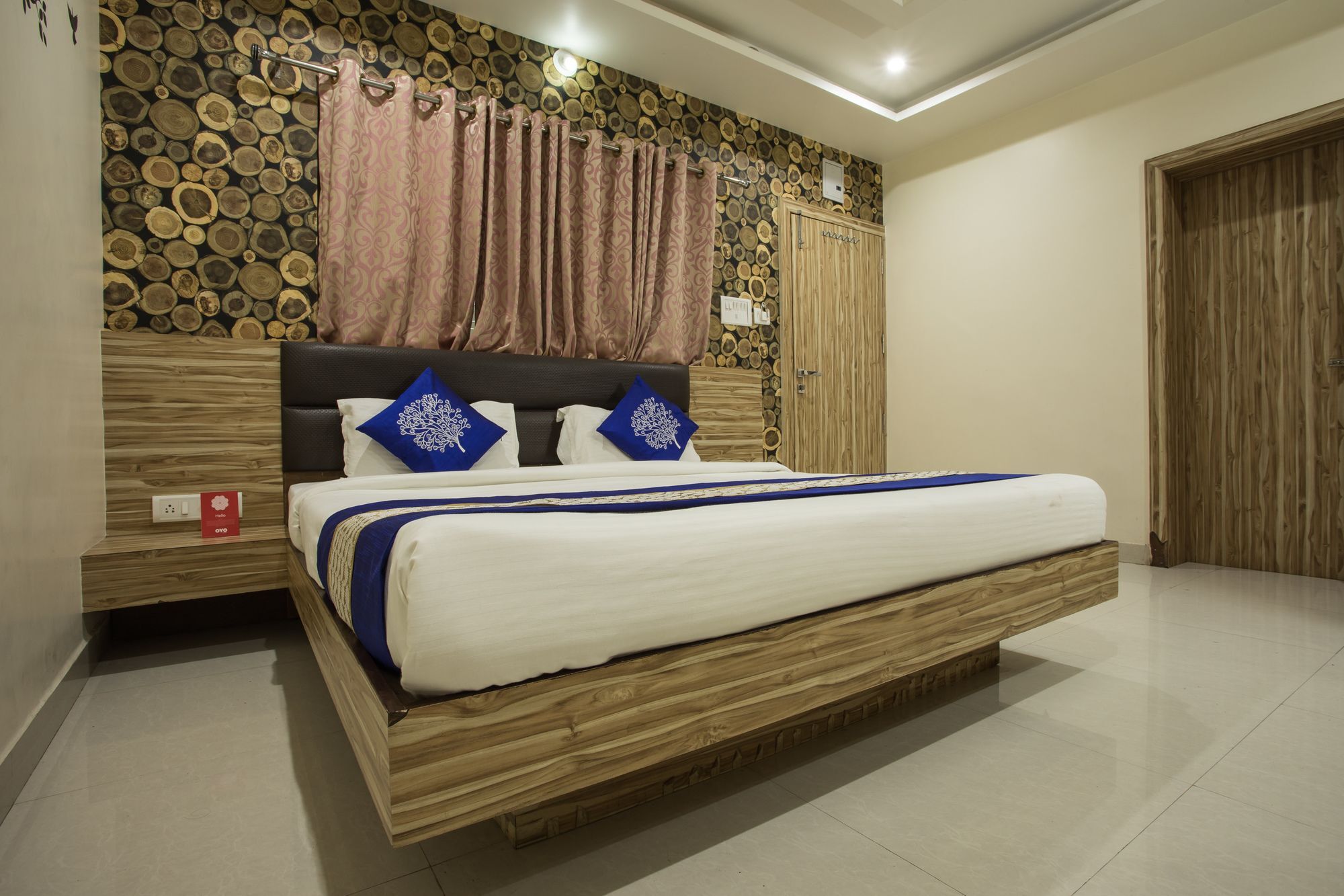 Fabhotel Shivam Palace- Near Mahakal Mandir Уджайн Екстериор снимка