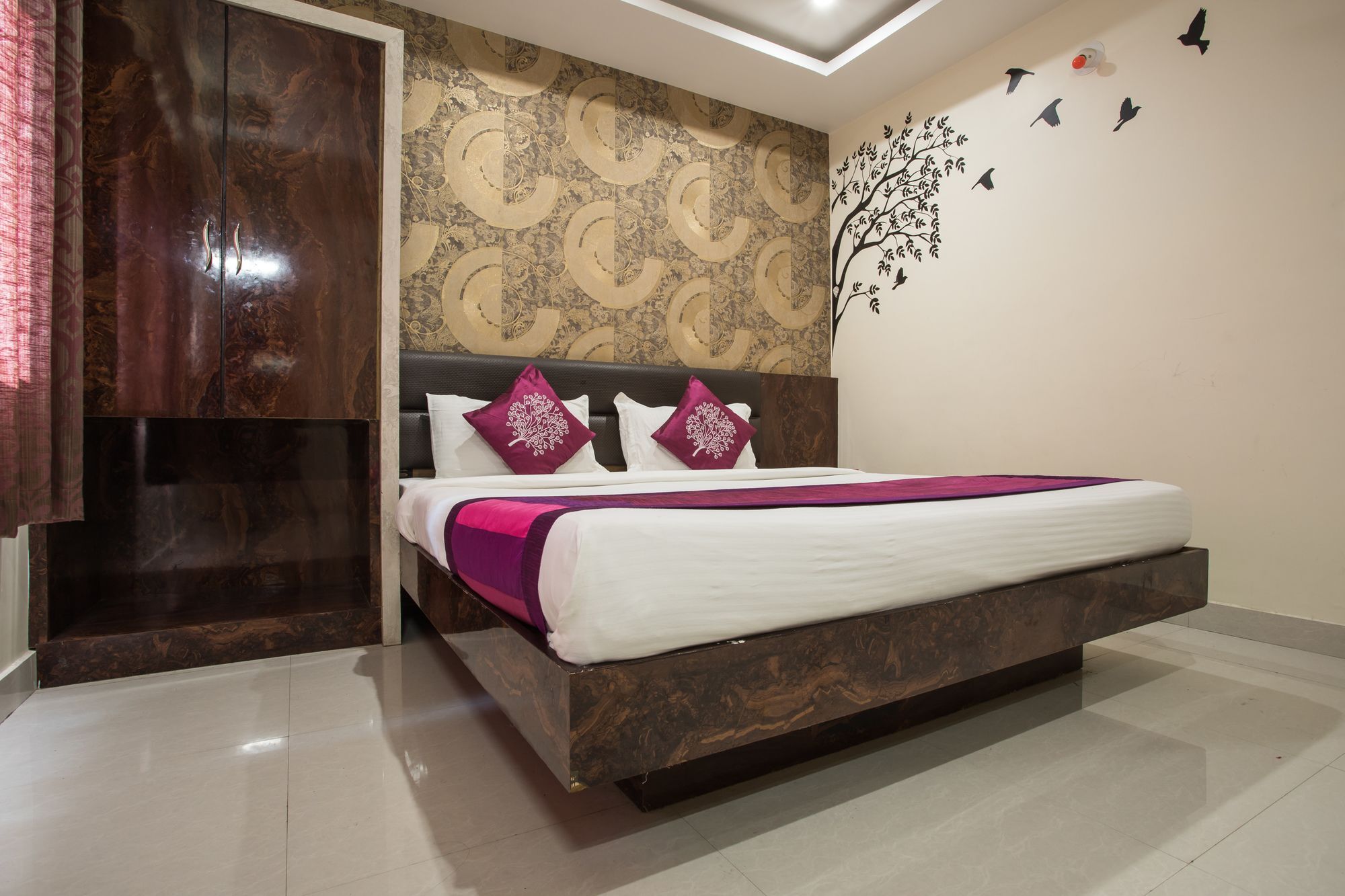 Fabhotel Shivam Palace- Near Mahakal Mandir Уджайн Екстериор снимка